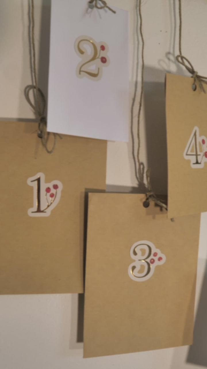 trésor de Noël à découper, Calendrier de l'avent en Papercut, Advent Calendar in Papercut